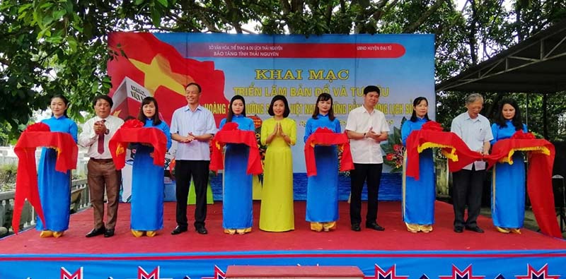 Triển lãm bản đồ, tư liệu “Hoàng Sa Trường Sa là của Việt Nam” tại Đại Từ